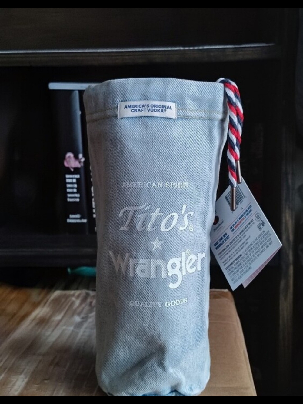 Wrangler Jeans Tito's Vodka Collab Bottle Carrier - Picture 3 of 5